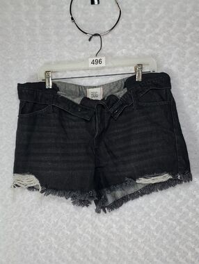 BDG Black Frayed Hem Distressed Denim Shorts size 32